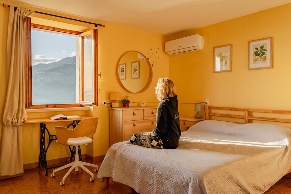 Bed, Natural landscape, View (from property/room), Photo of the whole room, Bedroom, Lake view, Landmark view, Mountain view, air conditioner