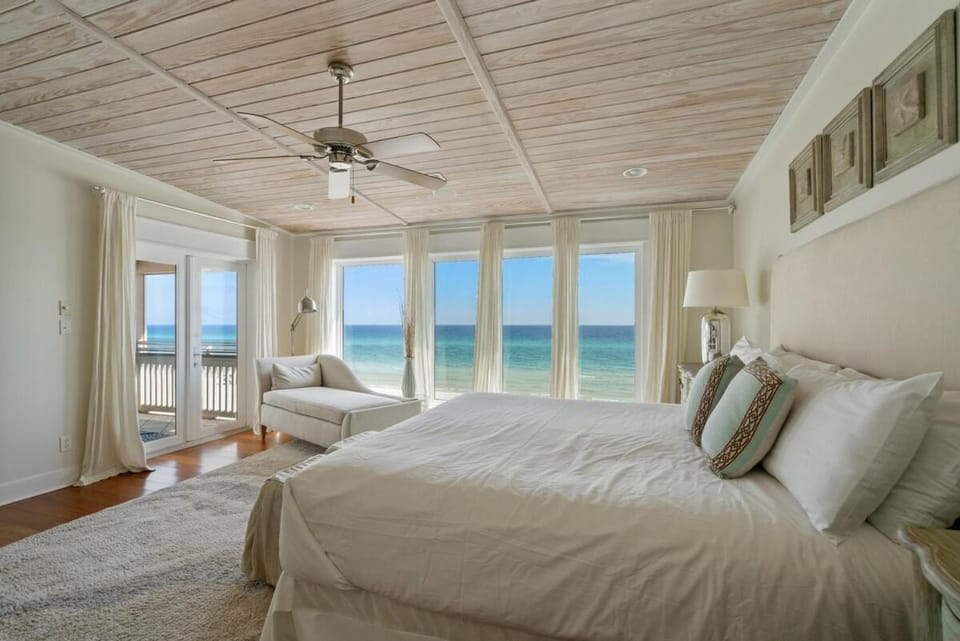 Pelican Paradise Unit B House in Seacrest