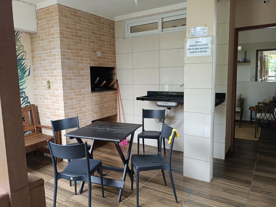 Residencial Lilly - Aptos de 1 e 2 Dorm. Apartment in Florianopolis