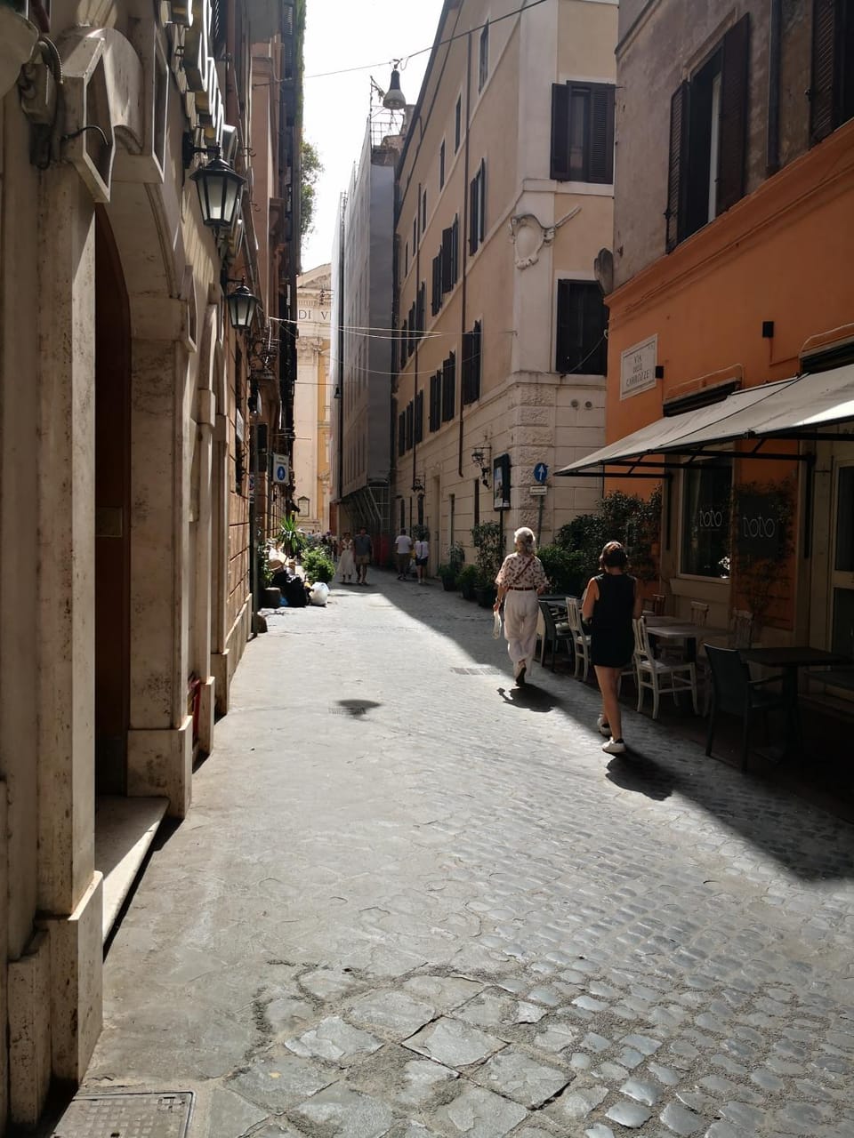 Barcaccia Luxury Suites Bed and Breakfast in Rome
