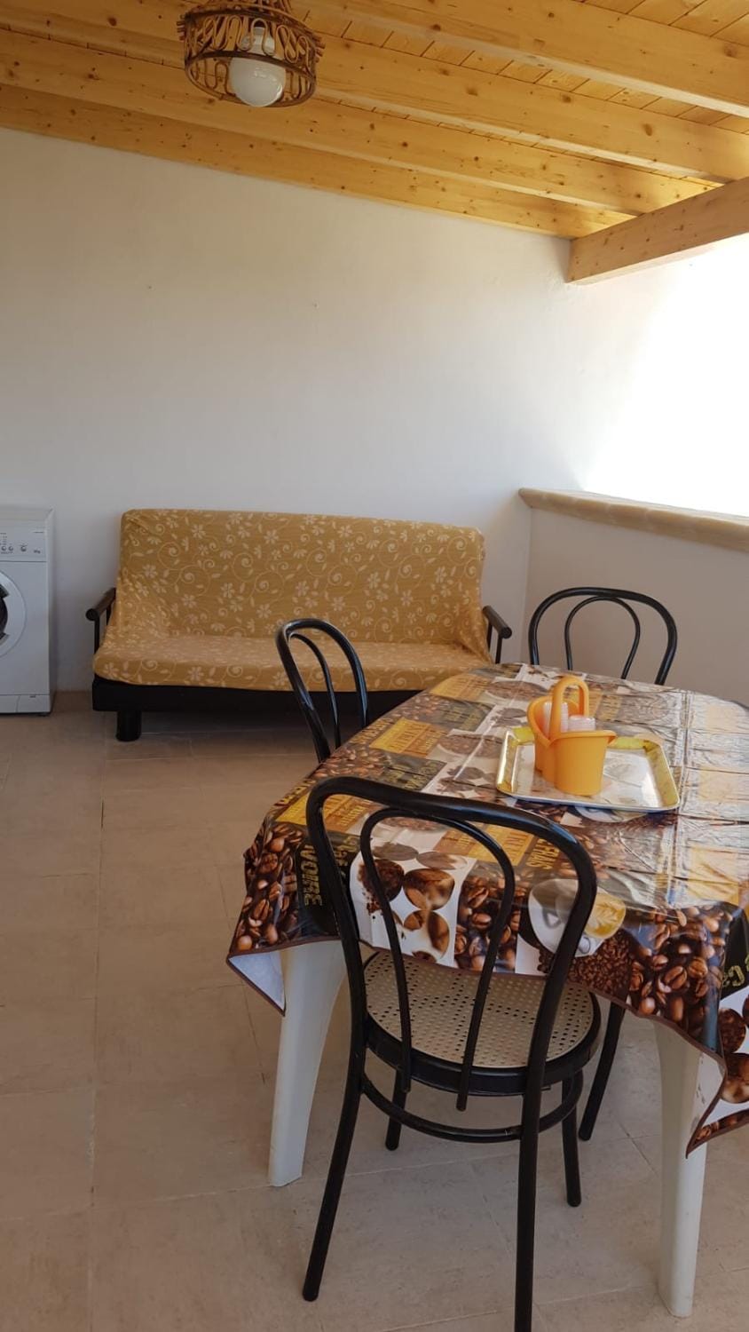 Bilocale vista spiaggia 10 metri dal mare Apartment in Apulia