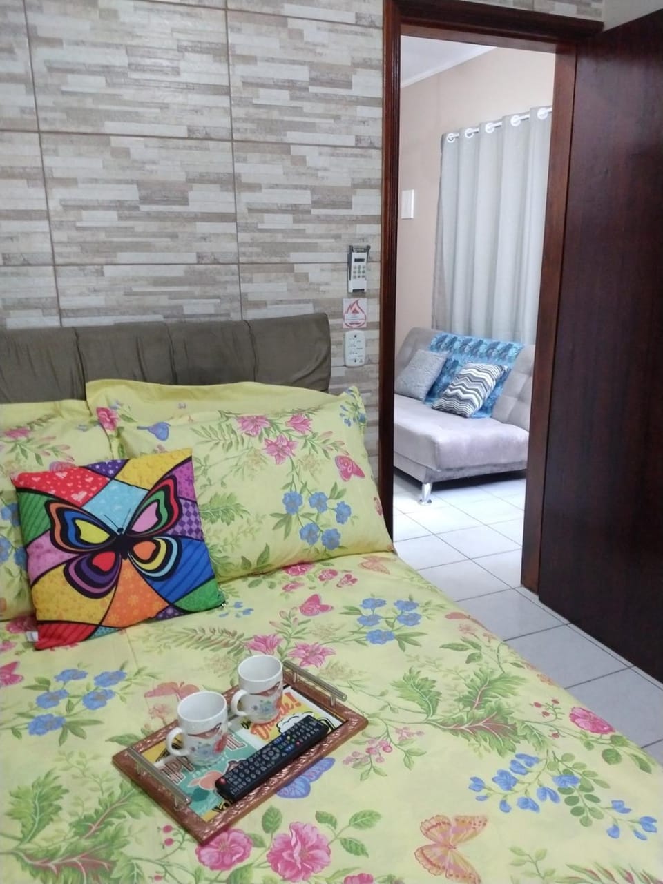 Apartamento Ubatuba - Praia grande - 250m da Praia - Com Garagem Privativa Apartment in Ubatuba