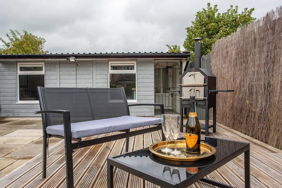 Moor Cottage, Attractive 3 bed with Garden Bishop Auckland KYNREN House in England
