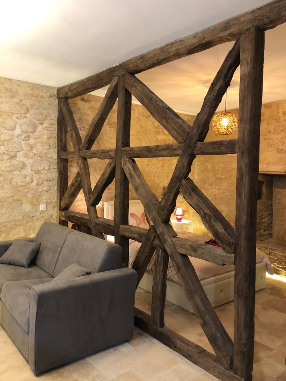Bed, Photo of the whole room, Seating area, Bedroom