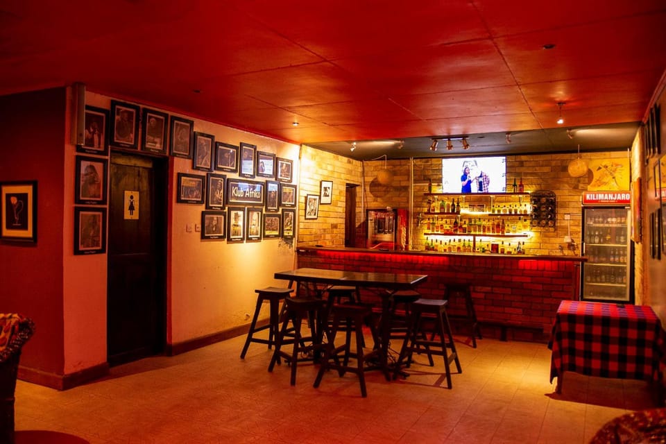 Lounge or bar, Lounge or bar, Food and drinks, Seating area