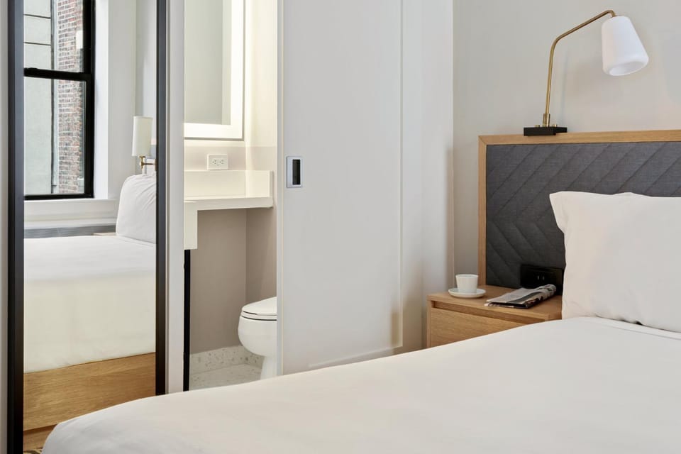 Toilet, Photo of the whole room