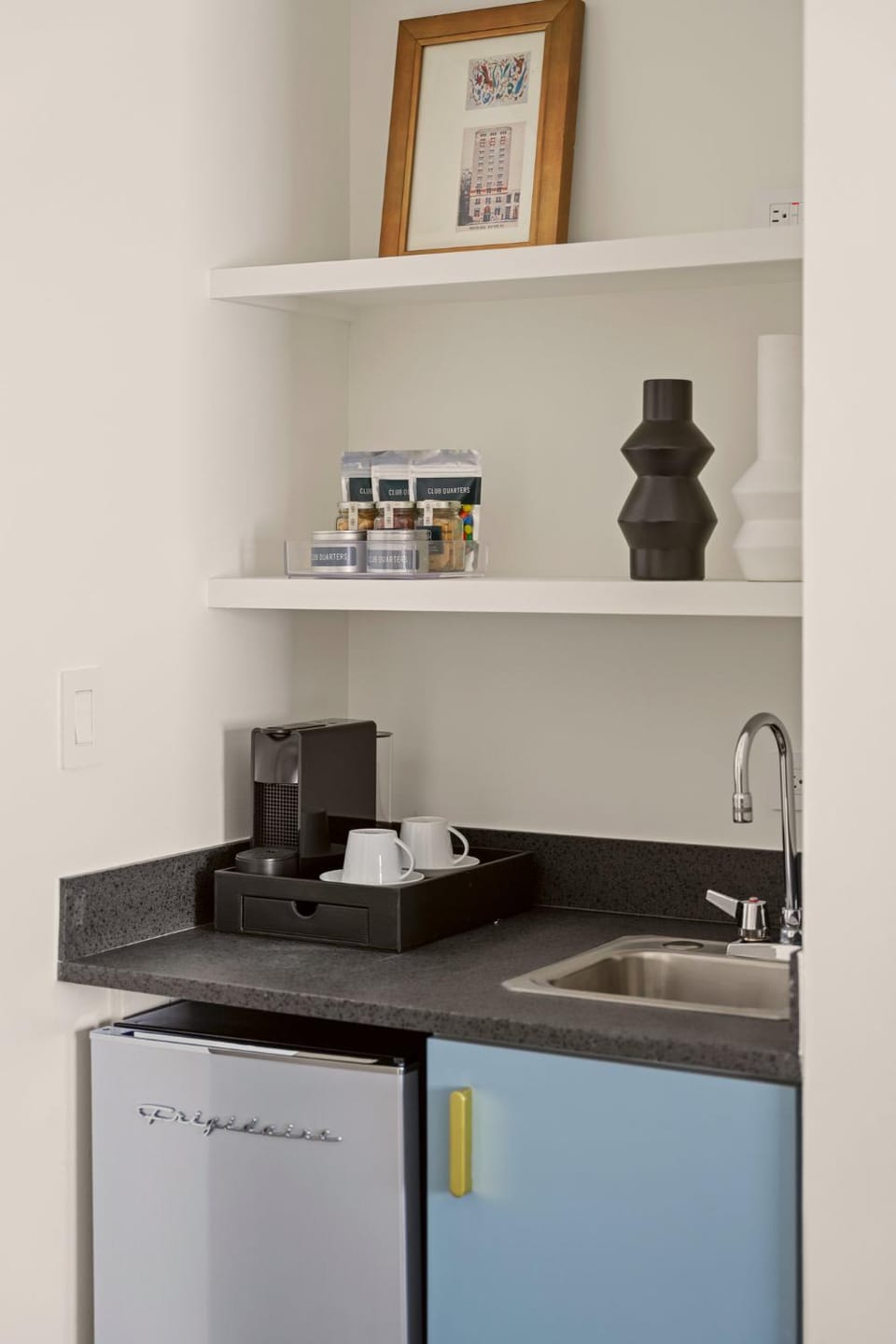 Coffee/tea facilities, Photo of the whole room
