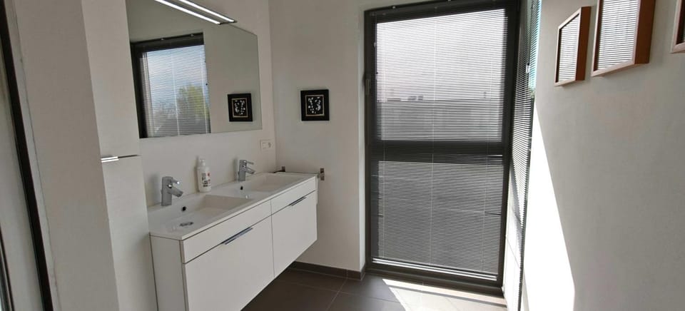Zeebrugge Sea View, Family-Friendly & the Beach! Apartment in Bruges