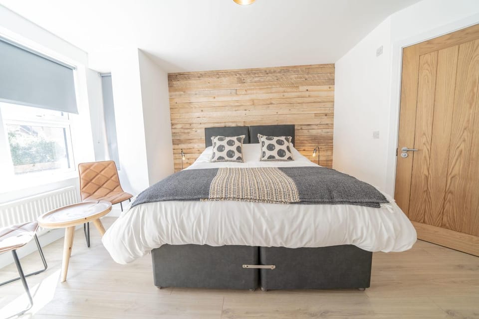 2 Ashbrook Windmill Apartment in Oxford