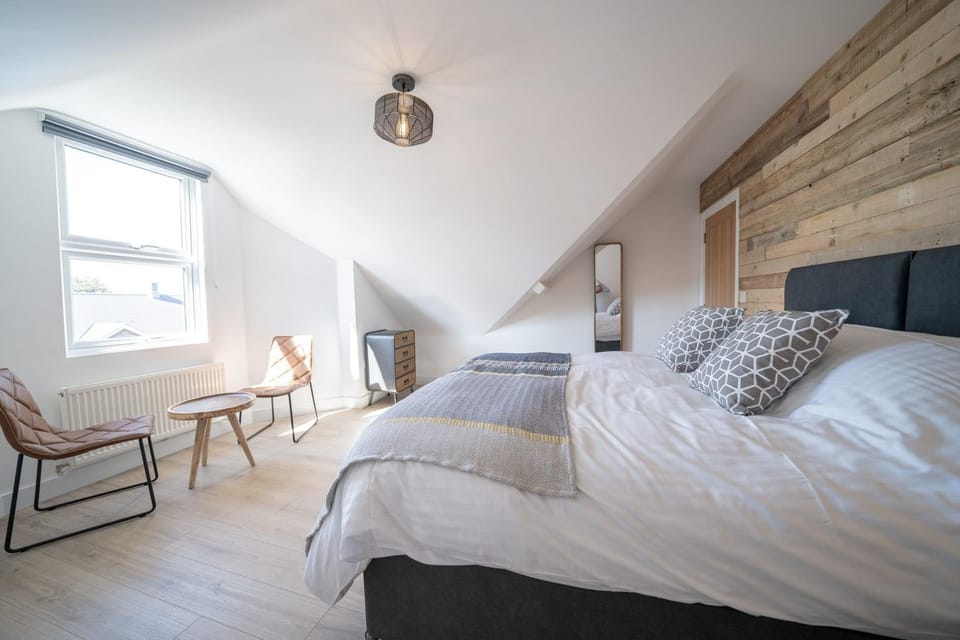 4 Ashbrook Windmill Apartment in Oxford