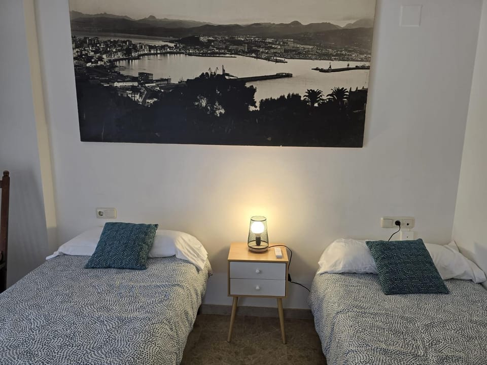 Awesome central house with 3 bedrooms House in Ceuta