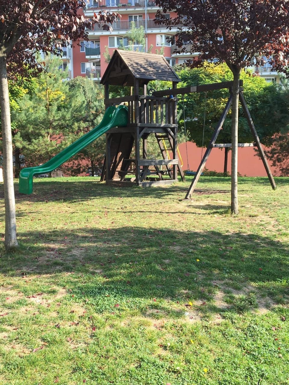 Property building, Off site, Day, Activities, Children play ground, Garden, View (from property/room), Other, Other, Autumn, On site, Area and facilities, Entertainment, children