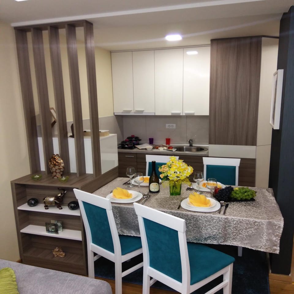 Kitchen or kitchenette, Living room, Dining area