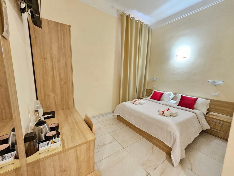 Bed, Photo of the whole room, Bedroom, towels, wardrobe