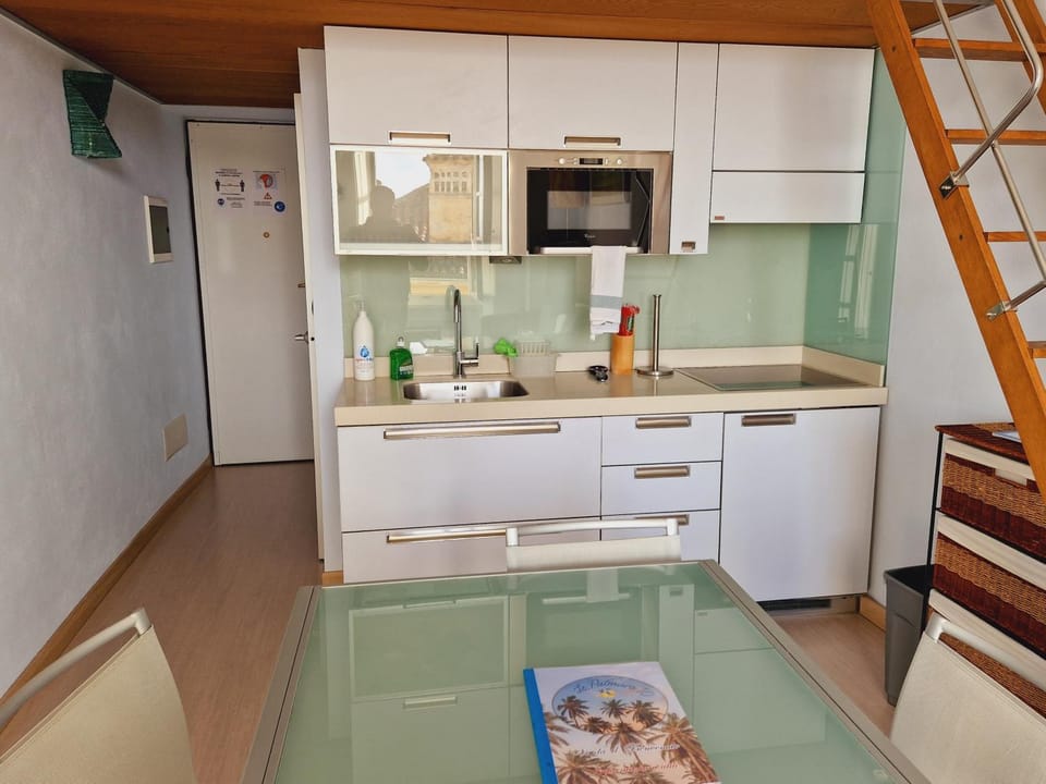 Le Palmaro Apartment in Menton