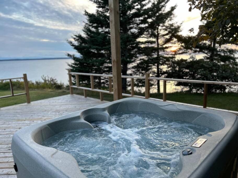 Private Waterfront Luxury with Hot Tub and Barrel Sauna Chalet in Nova Scotia