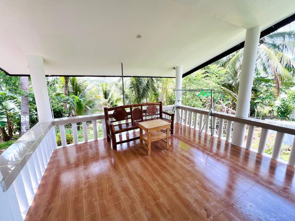 Taylors Plantacion Resort- Modern Villa Villa in Northern Mindanao