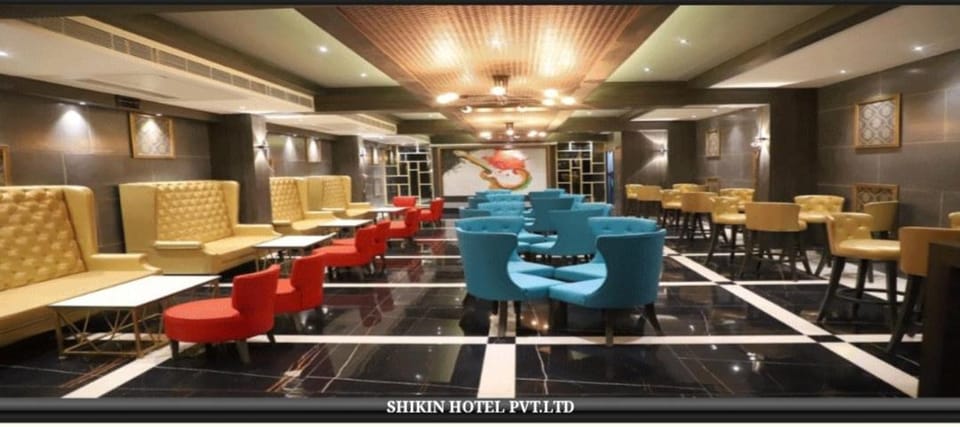 Lounge or bar