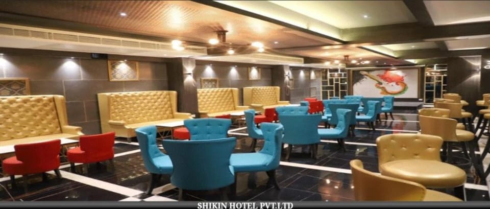 Lounge or bar
