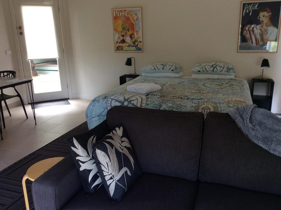 Seating area, Bedroom