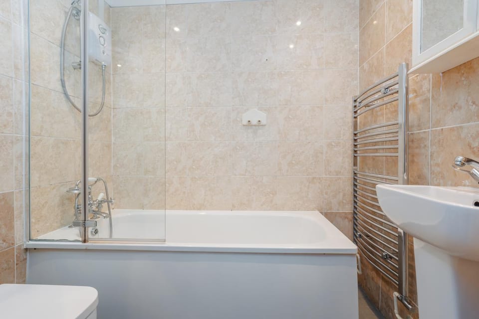 The Blue Bank Suite by Grandeur Property Apartment in Bournemouth