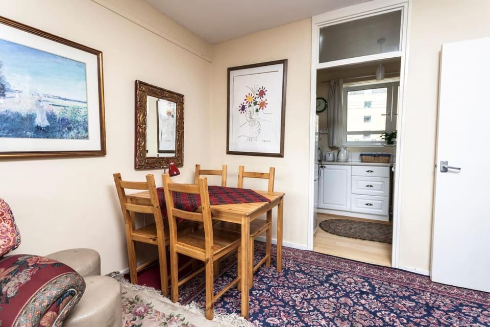 chez Guinevere Apartment in City of Westminster