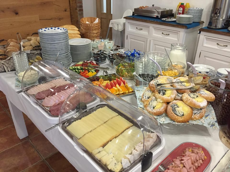 Buffet breakfast