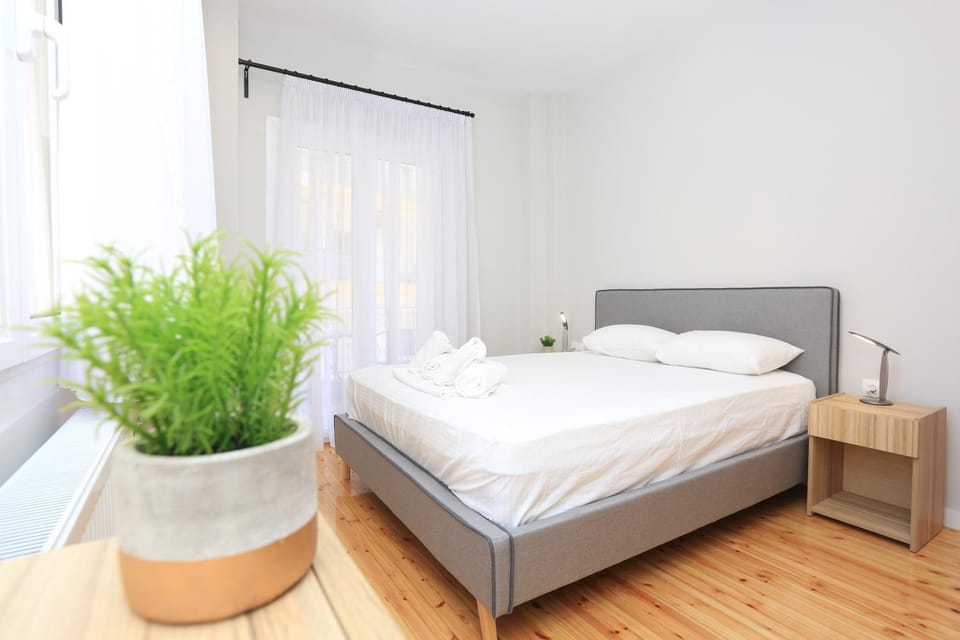 Kyana Downtown Studios Apartment in Thessaloniki