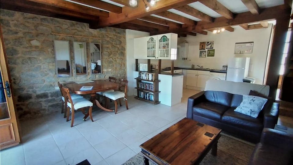 Kitchen or kitchenette, Living room, Dining area, kitchen