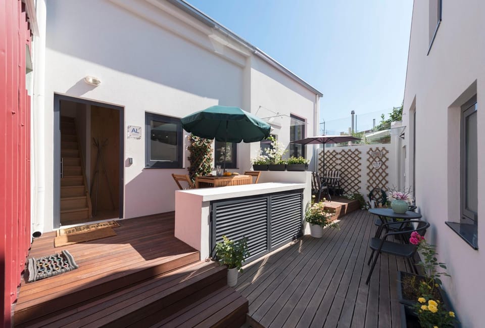 Patio, Balcony/Terrace