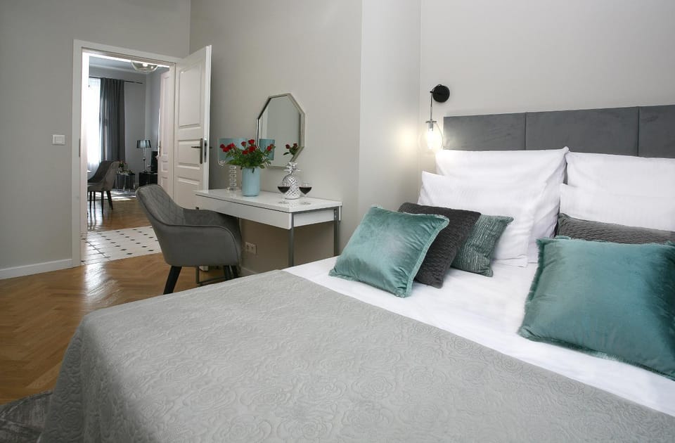 Gem Apartment by Castle (Old Town Krakow) Apartment in Krakow