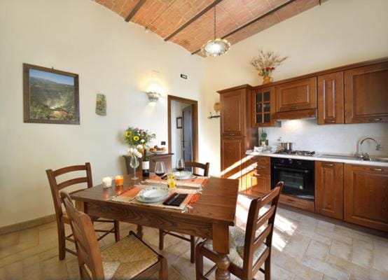 Agriturismo Bellarosa Farm Stay in Umbria