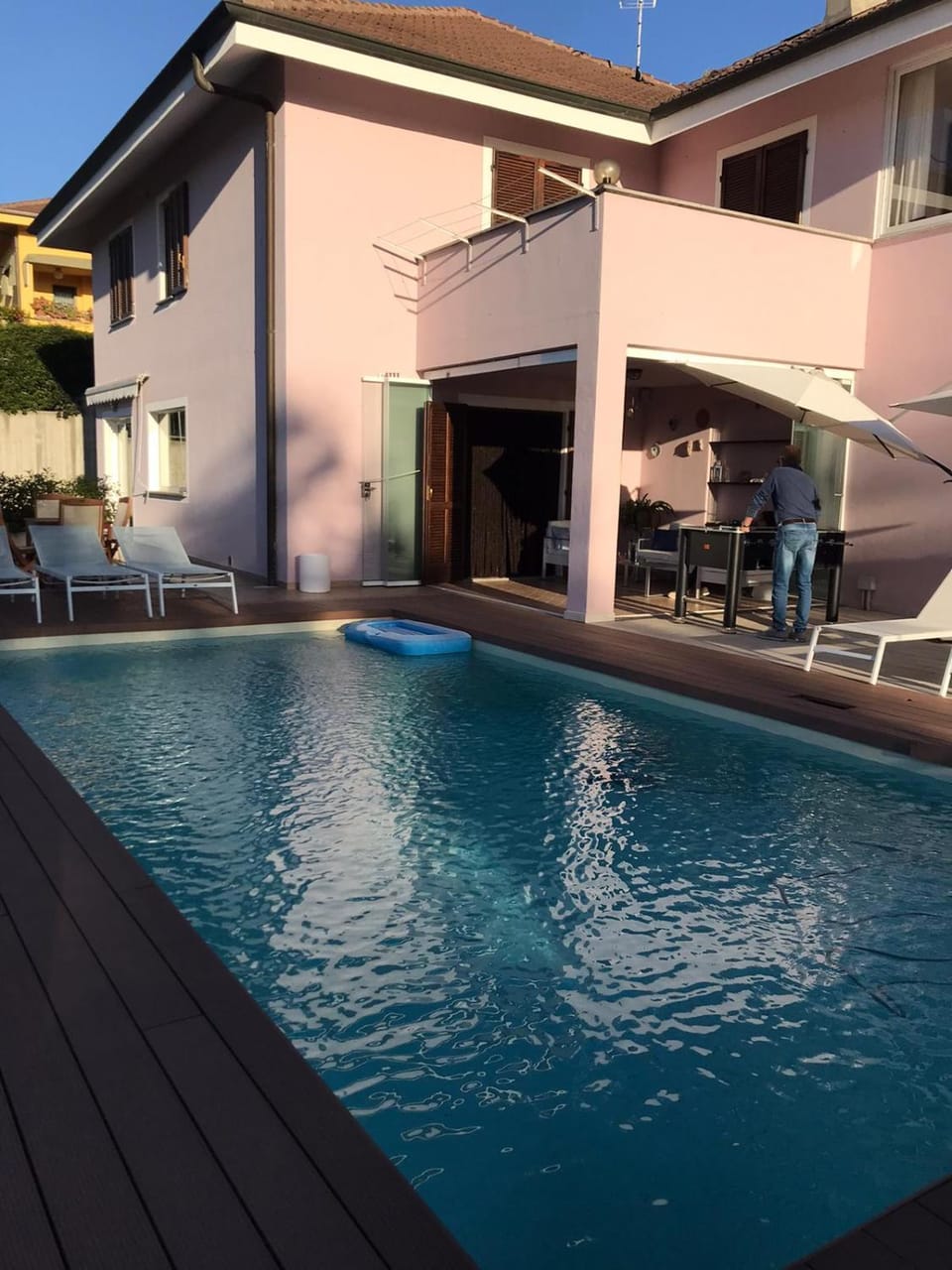 Swimming pool