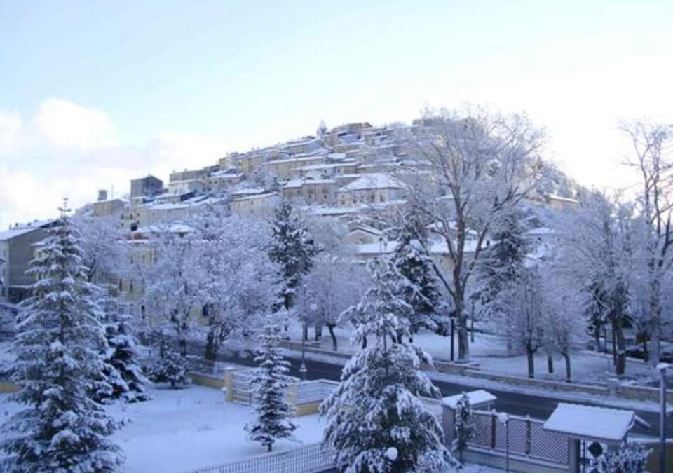 Day, Natural landscape, Winter, Mountain view