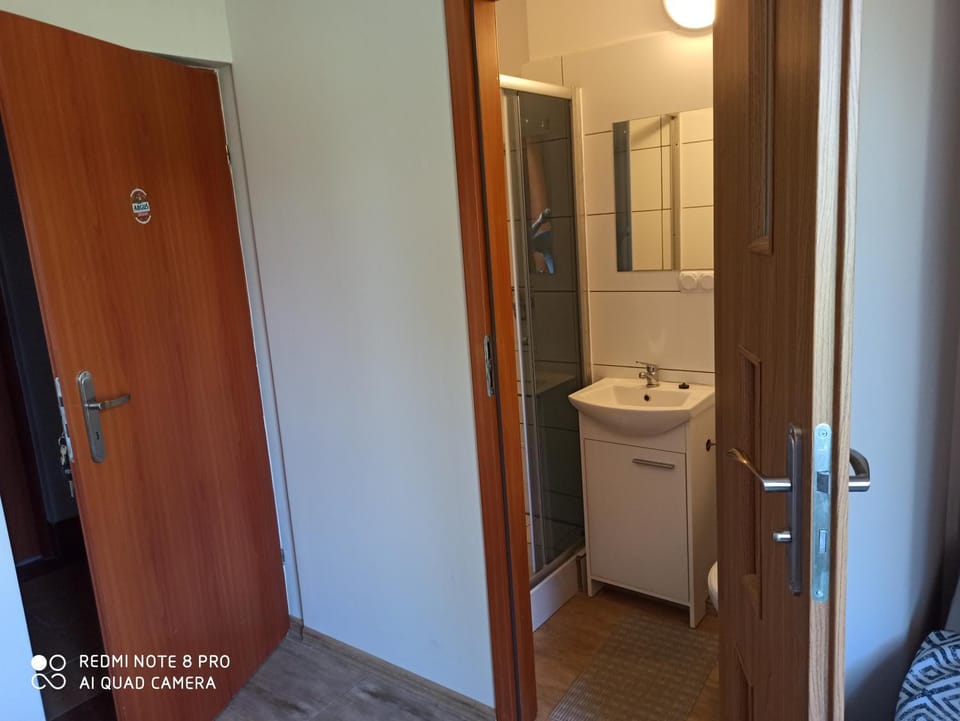 Noclegi Pod Kasztanami Hostel in Warsaw