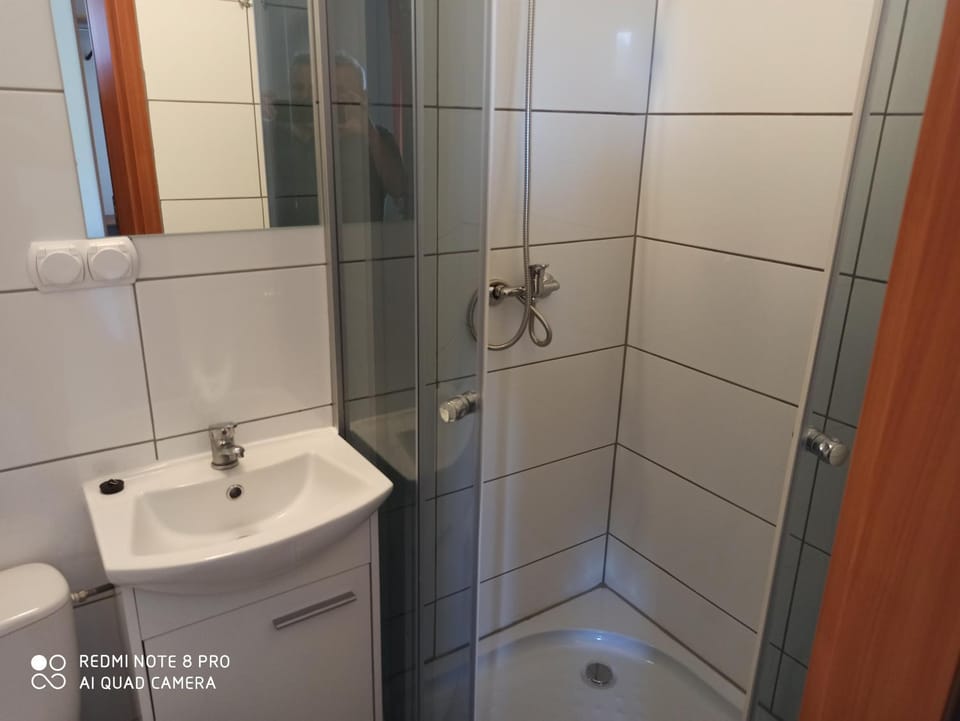 Noclegi Pod Kasztanami Hostel in Warsaw