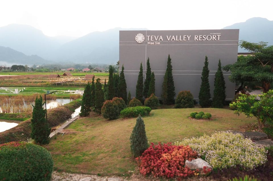 Property building, Property logo or sign, Area and facilities