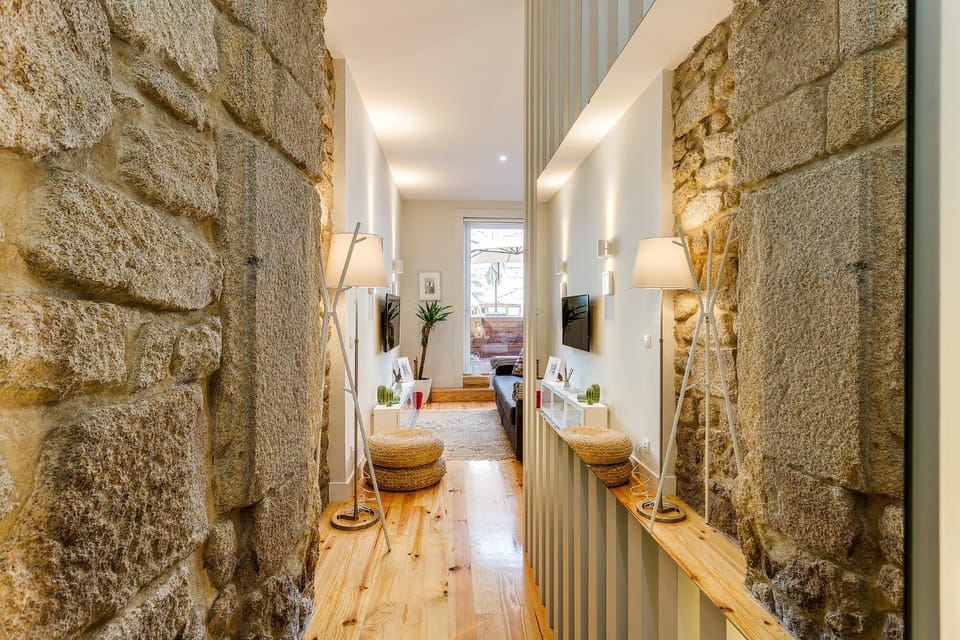 Pinheiro Terrace Downtown Apartment by DA'HOME Apartment in Porto