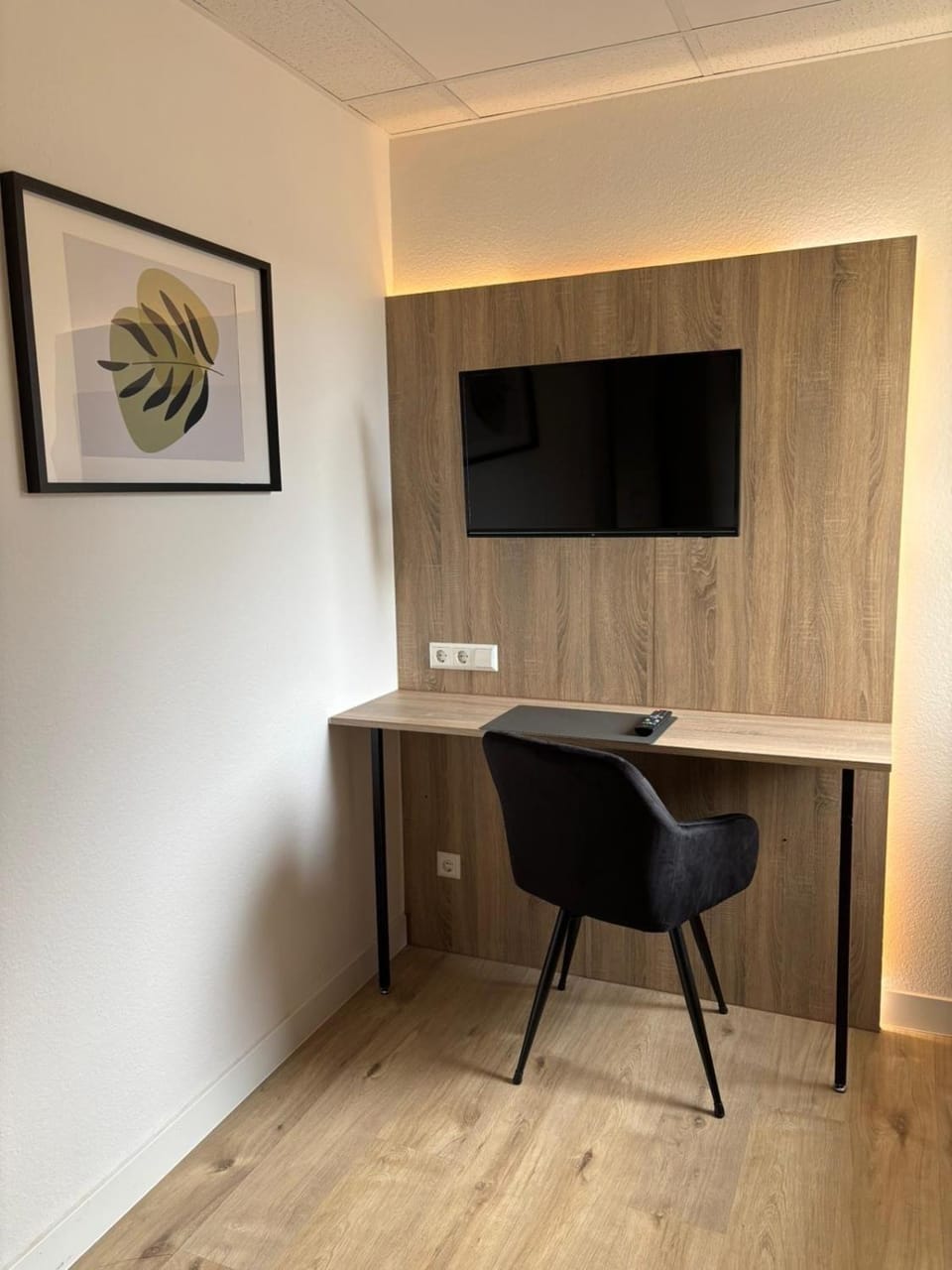 TV and multimedia, Photo of the whole room