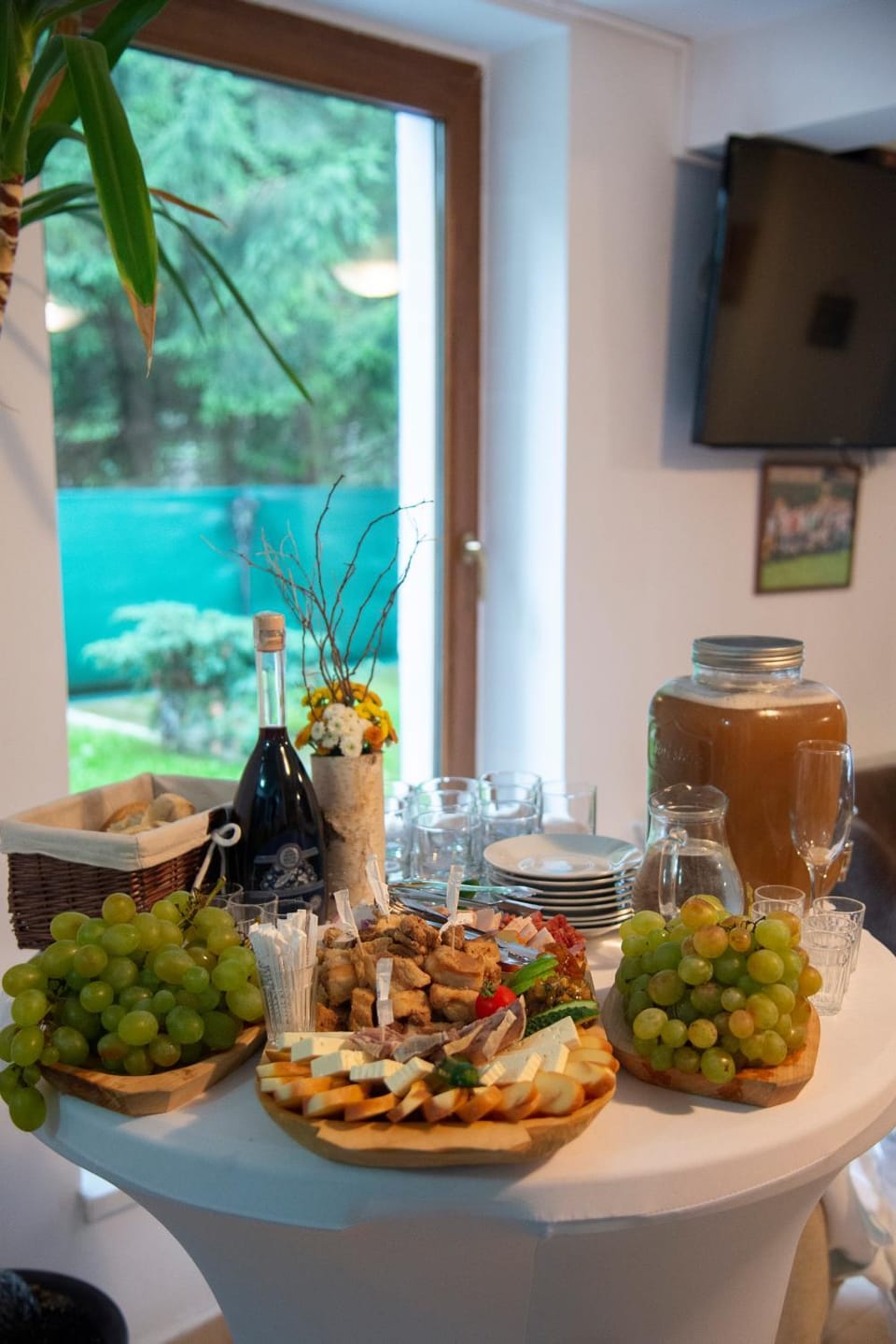 Restaurant/places to eat, Food close-up, BBQ facilities, Lobby or reception, Banquet/Function facilities, Alcoholic drinks