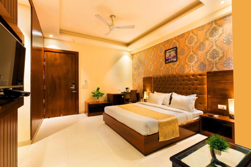 Bedroom