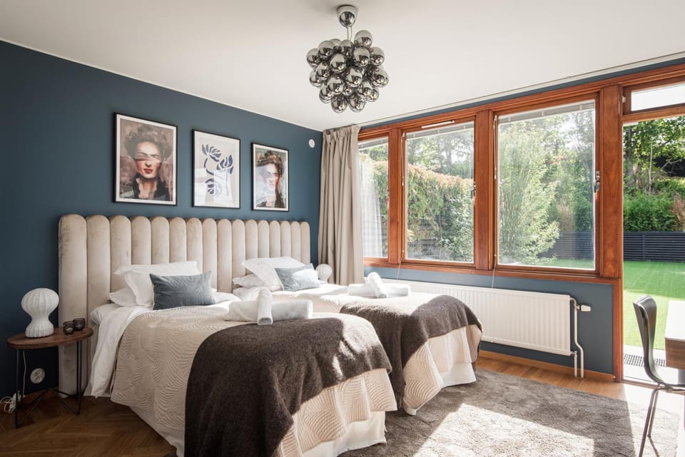 Exclusive Lakefront Mansion with pools in Stockholm Villa in Stockholm County