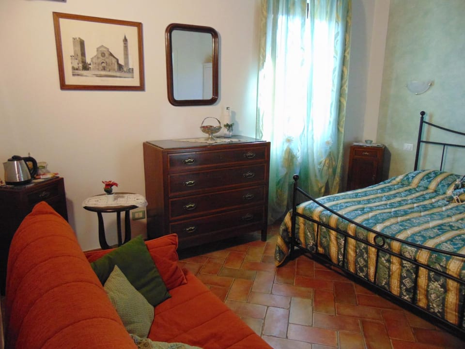 Fra I Mesi Bed and Breakfast in Tuscany