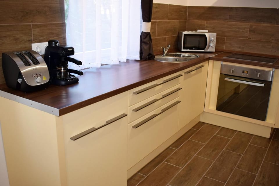 Elixír Apartman Apartment in Hungary