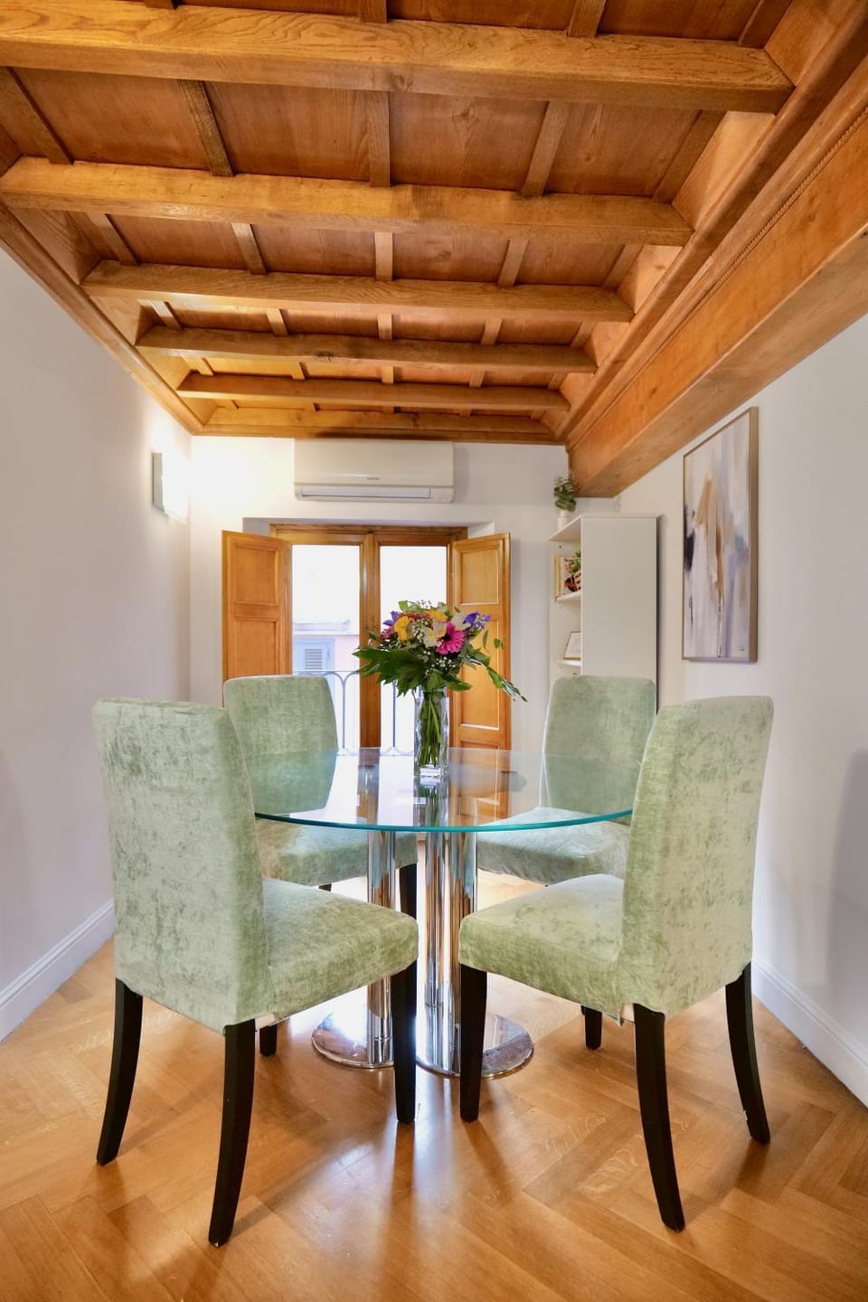 Seating area