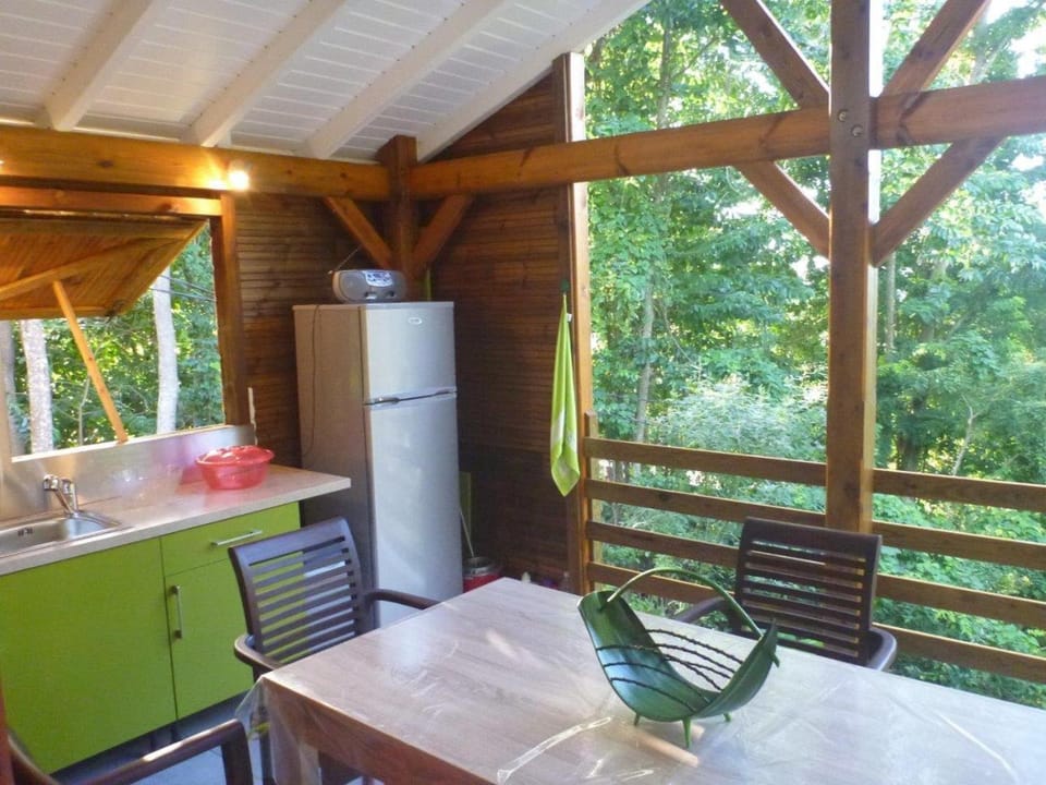 Balcony/Terrace, Kitchen or kitchenette, Dining area