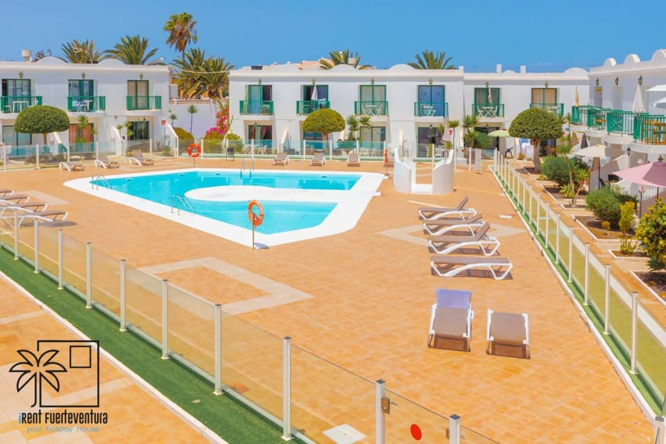 Celeste Mar Pool View WiFi by iRent Fuerteventura Apartment in Corralejo