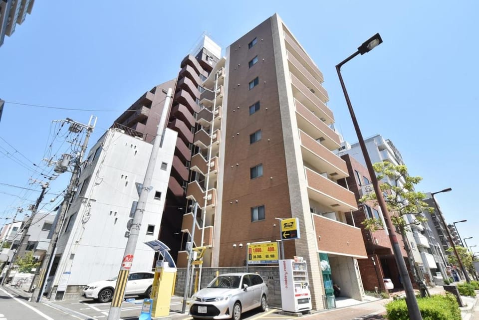 Enzo Shin-Osaka C Apartment in Osaka