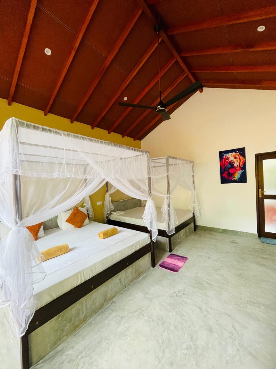 Photo of the whole room, Bedroom