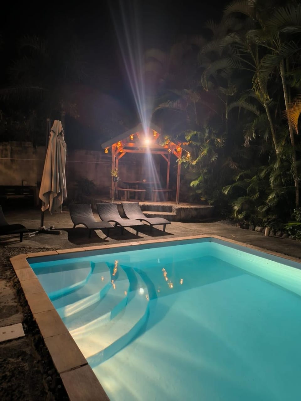 Swimming pool